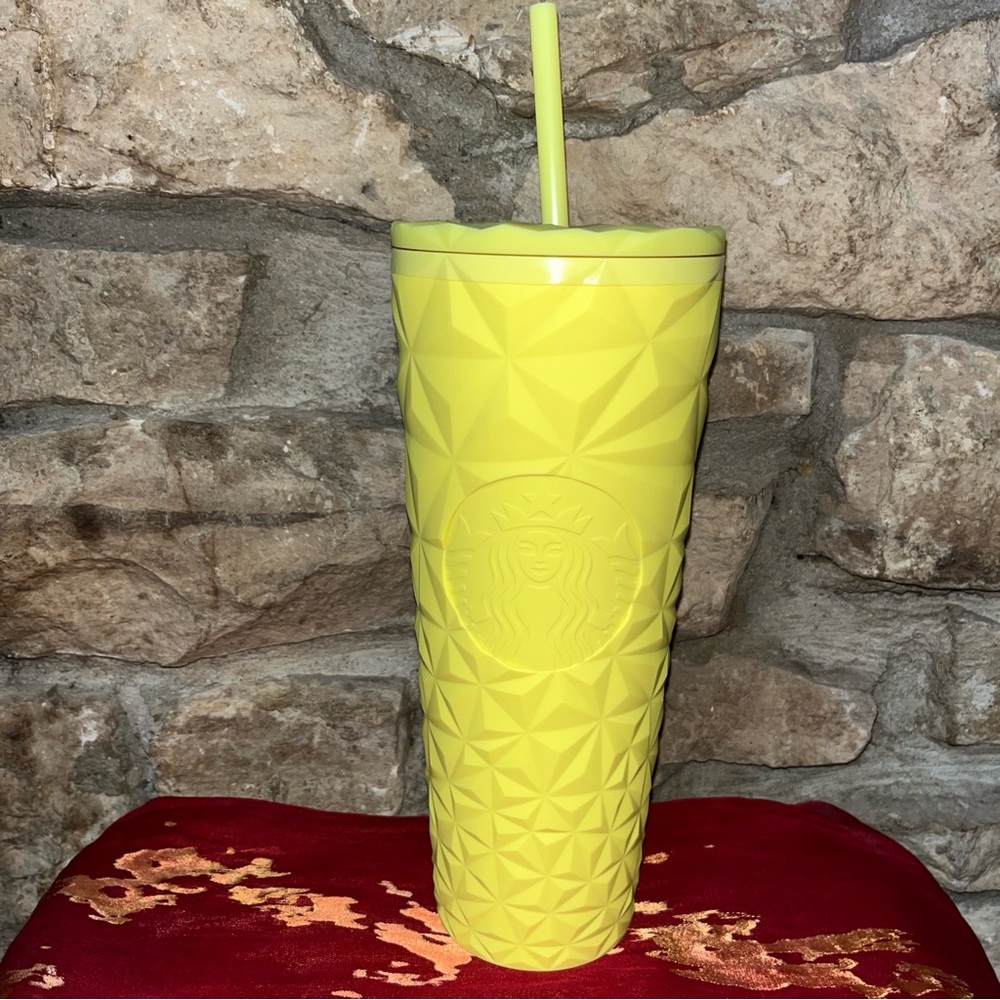 NWT STARBUCKS Matte Butter Yellow Prism Soft Touch Tumbler 24oz 710ML